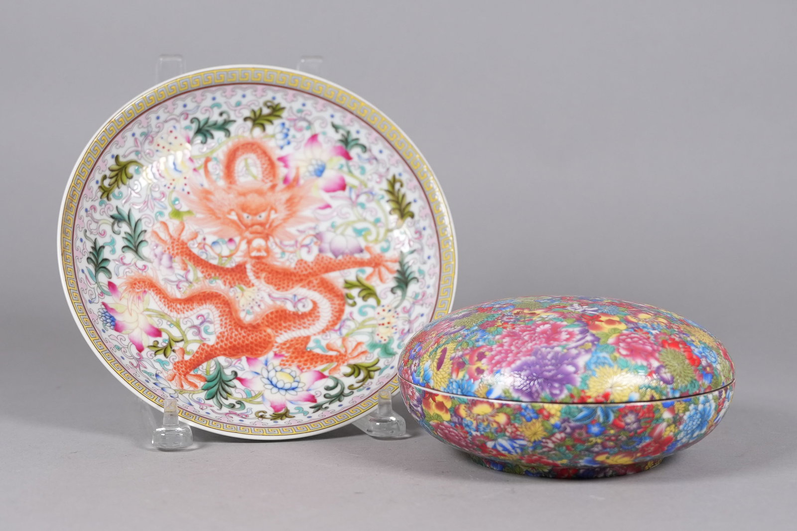 Lots Chinese fine porcelains (1 of 7)