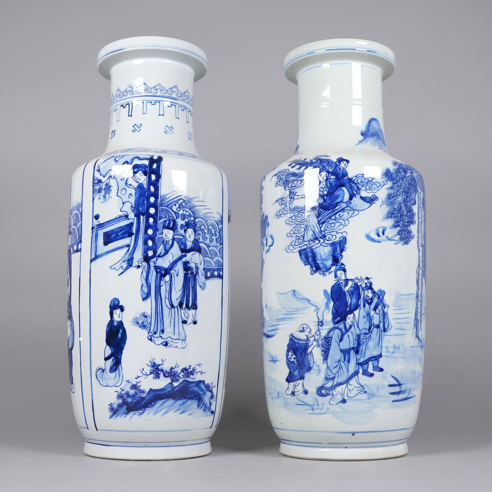 2 Chinese tall b/w fine vase: 2 Chinese tall blue ad white fine vase. Largest H: 17.6" x W: 8."