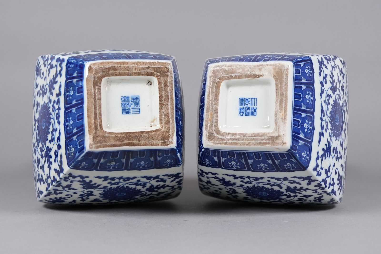 2 Chinese fine b/w vase - 4