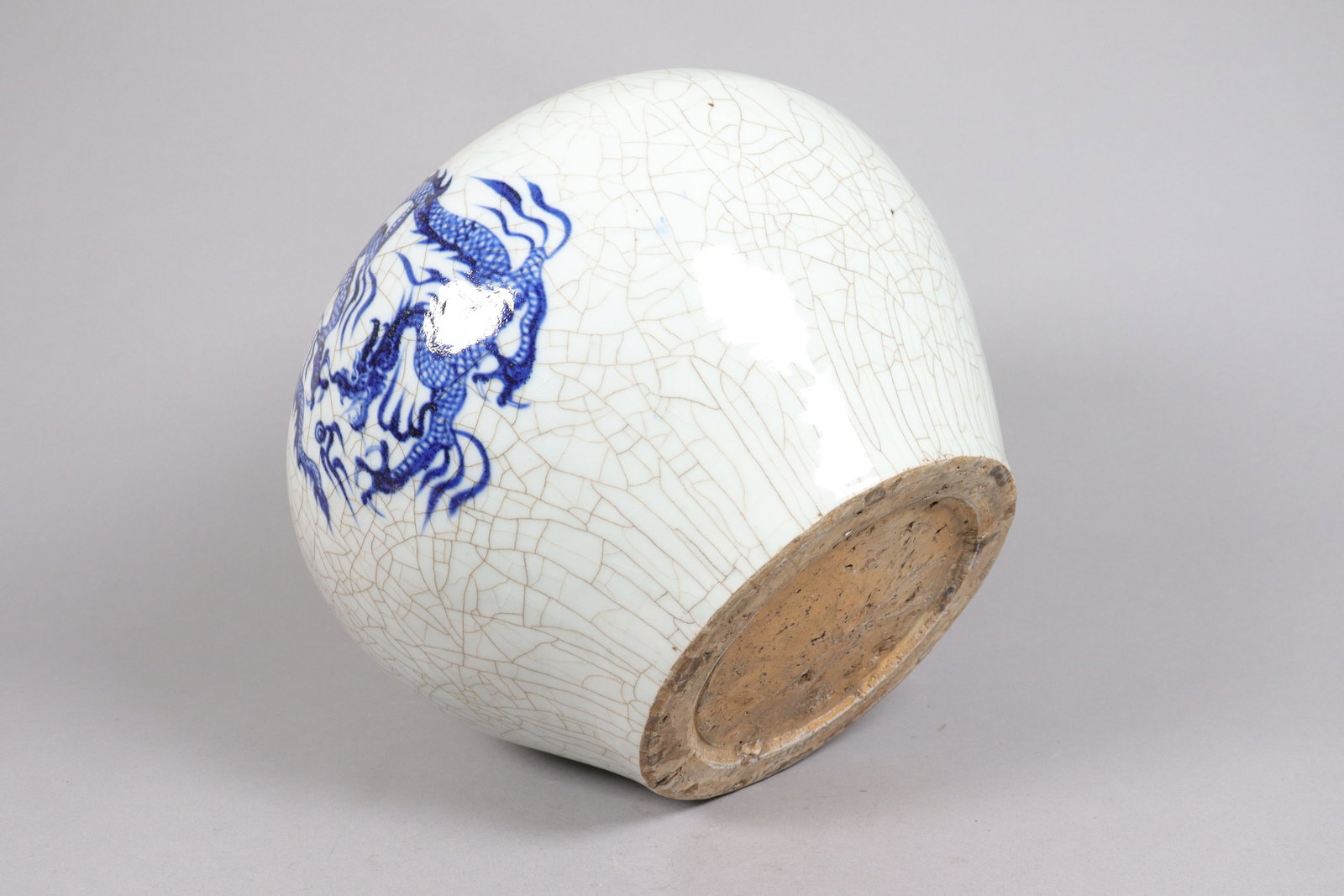 Chinese tall crackled jar - 5