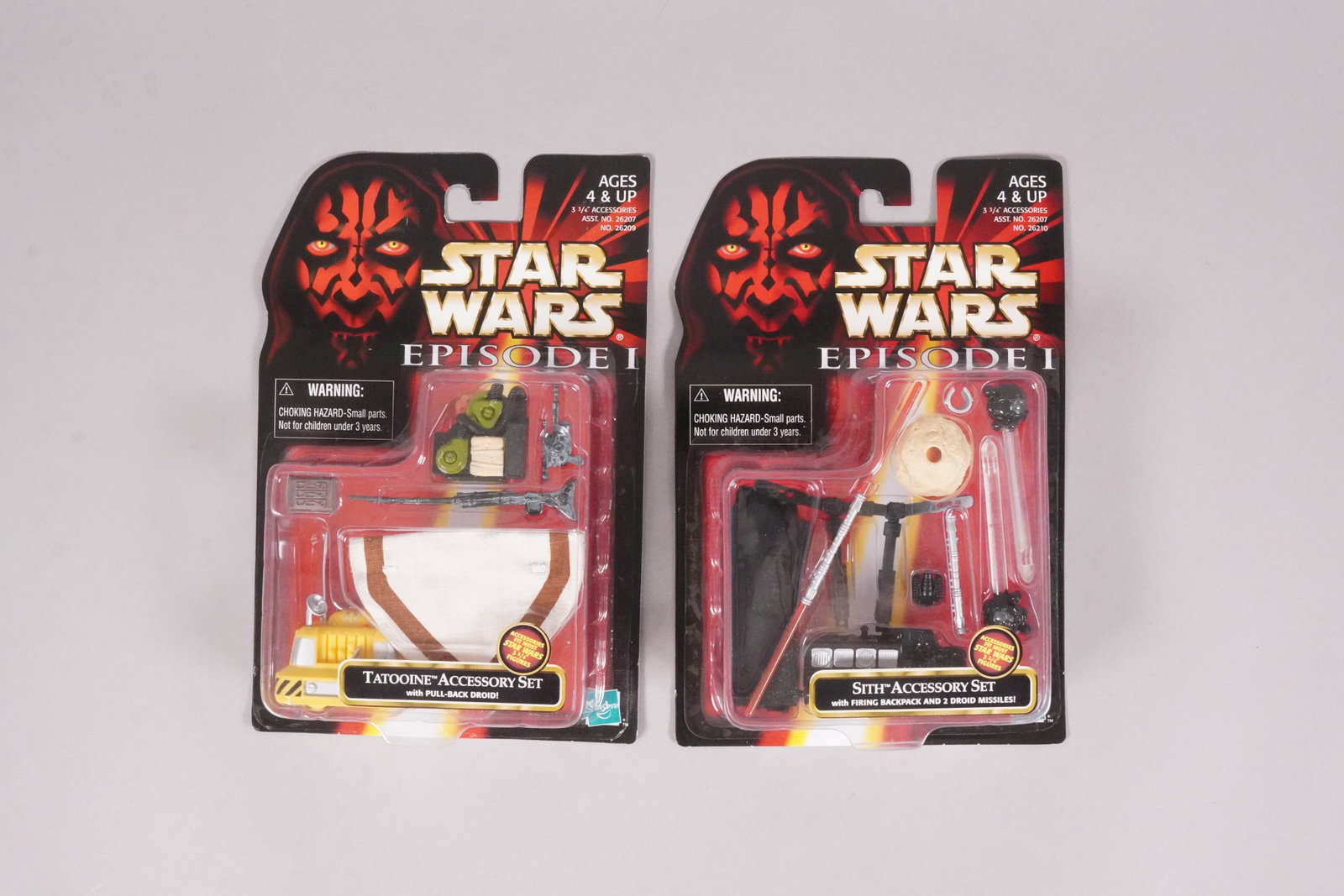Lots Star Wars action figures in box - 3