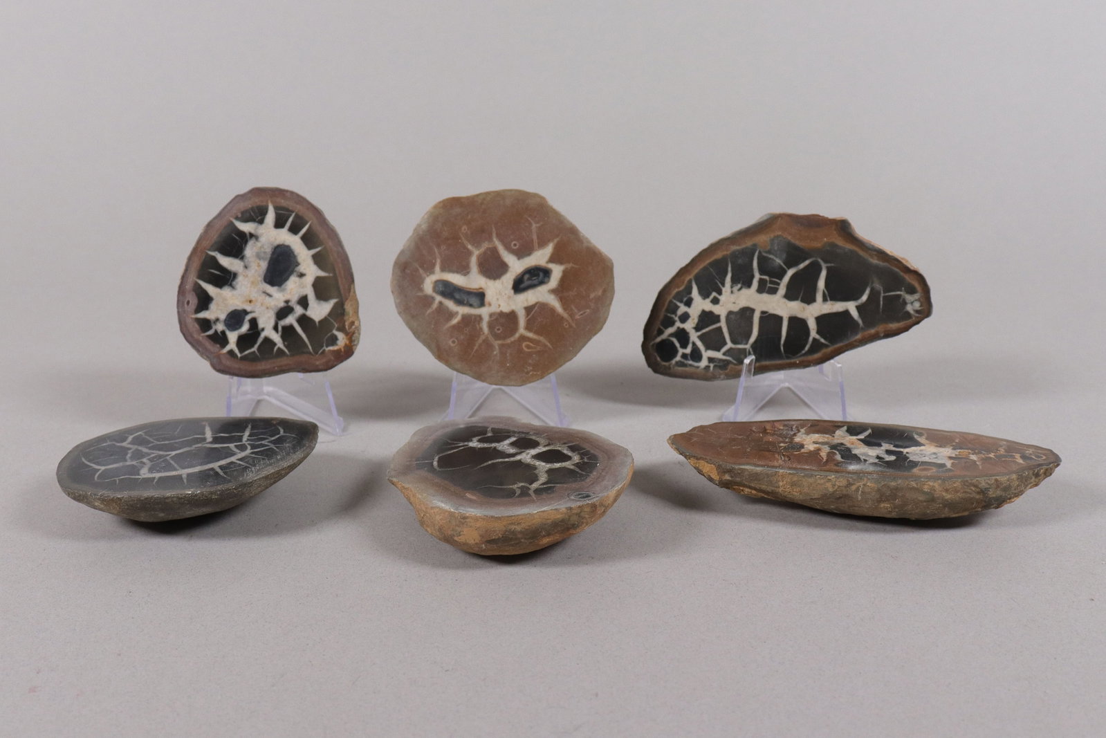 Lots fine geode stones: Lots fine geode stones, from an estate.