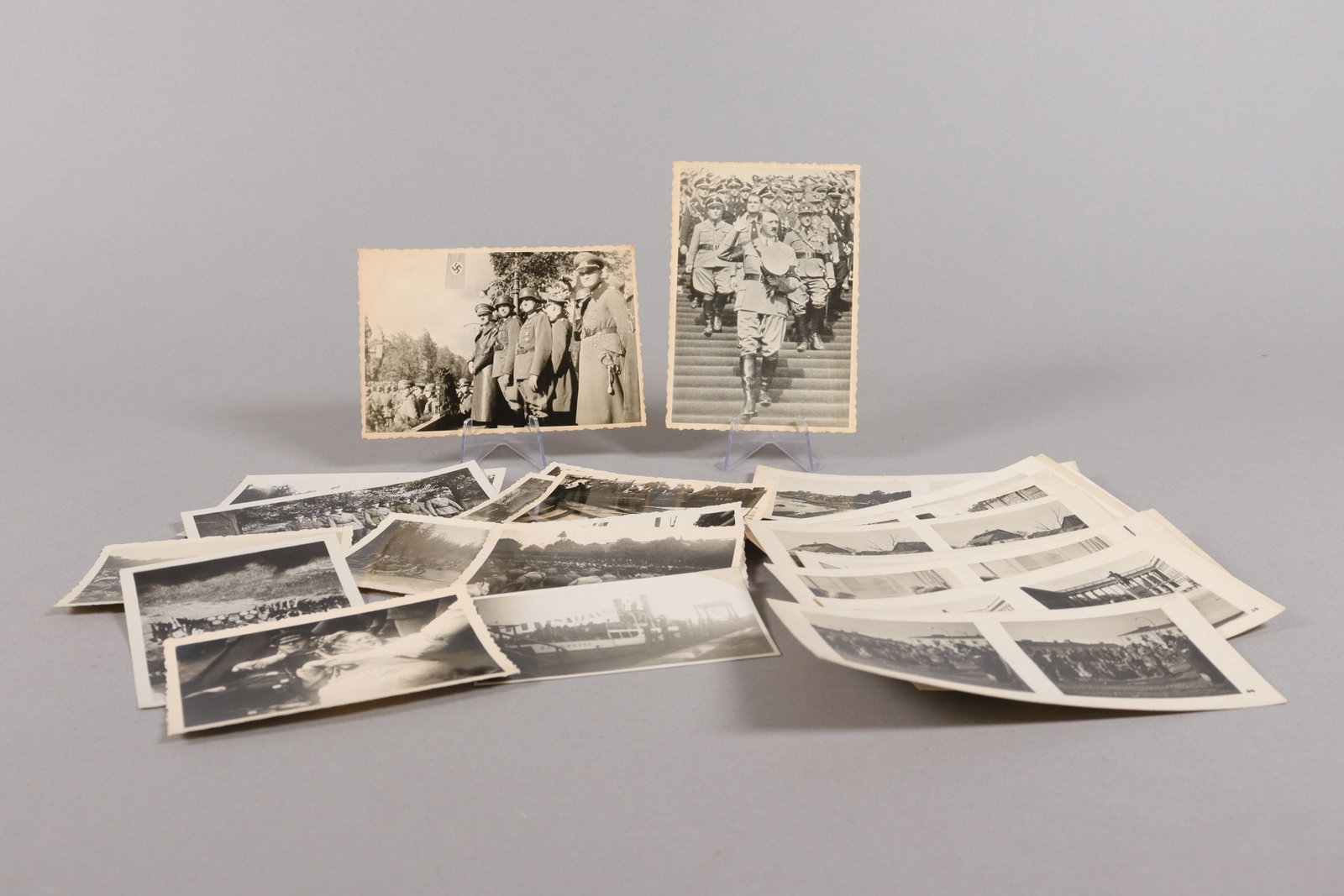 Lots WWII group photos: Lots WWII group photos.