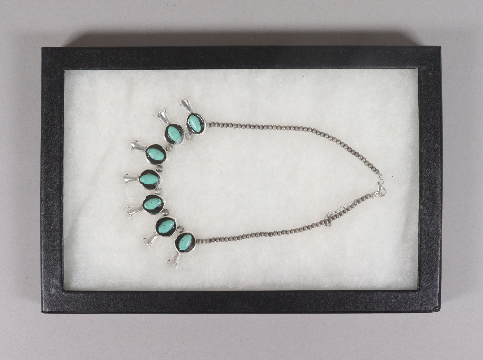 A fine turquoise estate necklace: A fine turquoise estate necklace. All sales are final, no return.