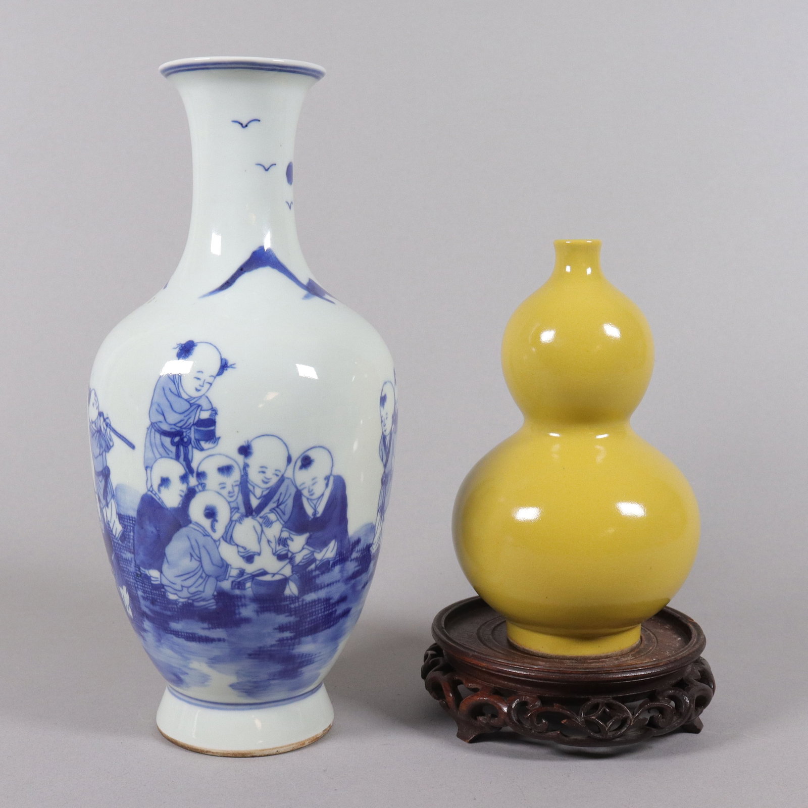 2 Chinese fine vase: 2 Chinese fine vase, largest H: 10.25" x W: 5."