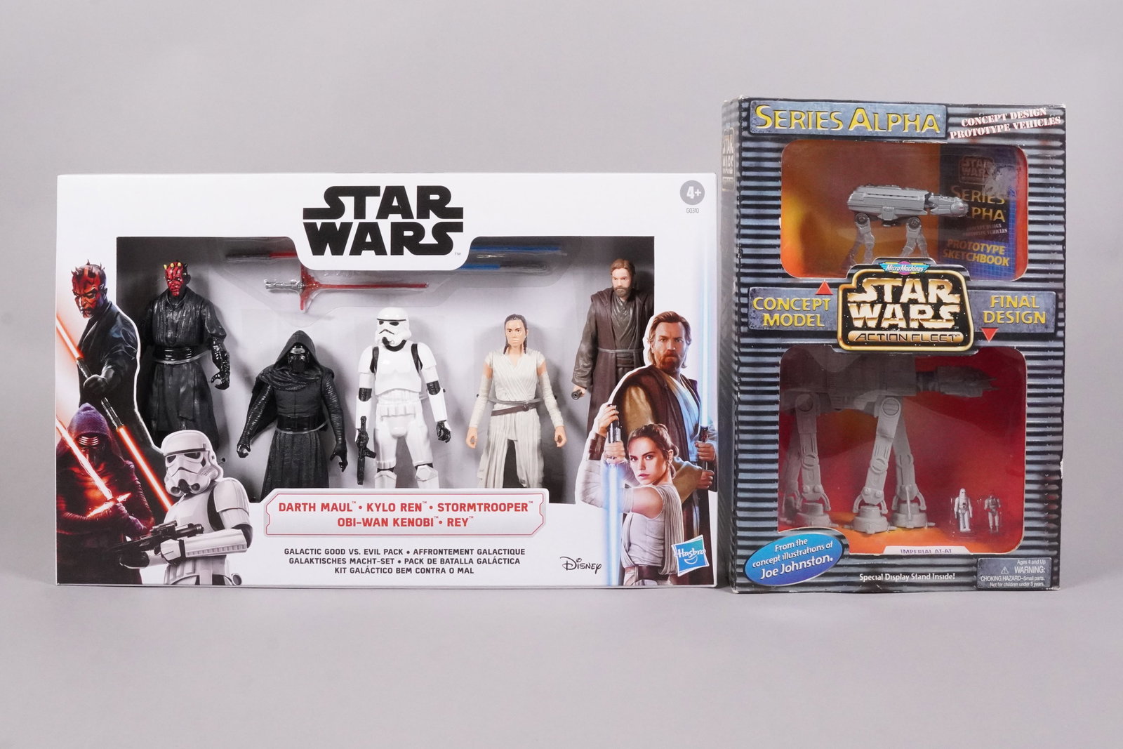 Lots Star Wars action figure: Lots Star Wars action figure in box.