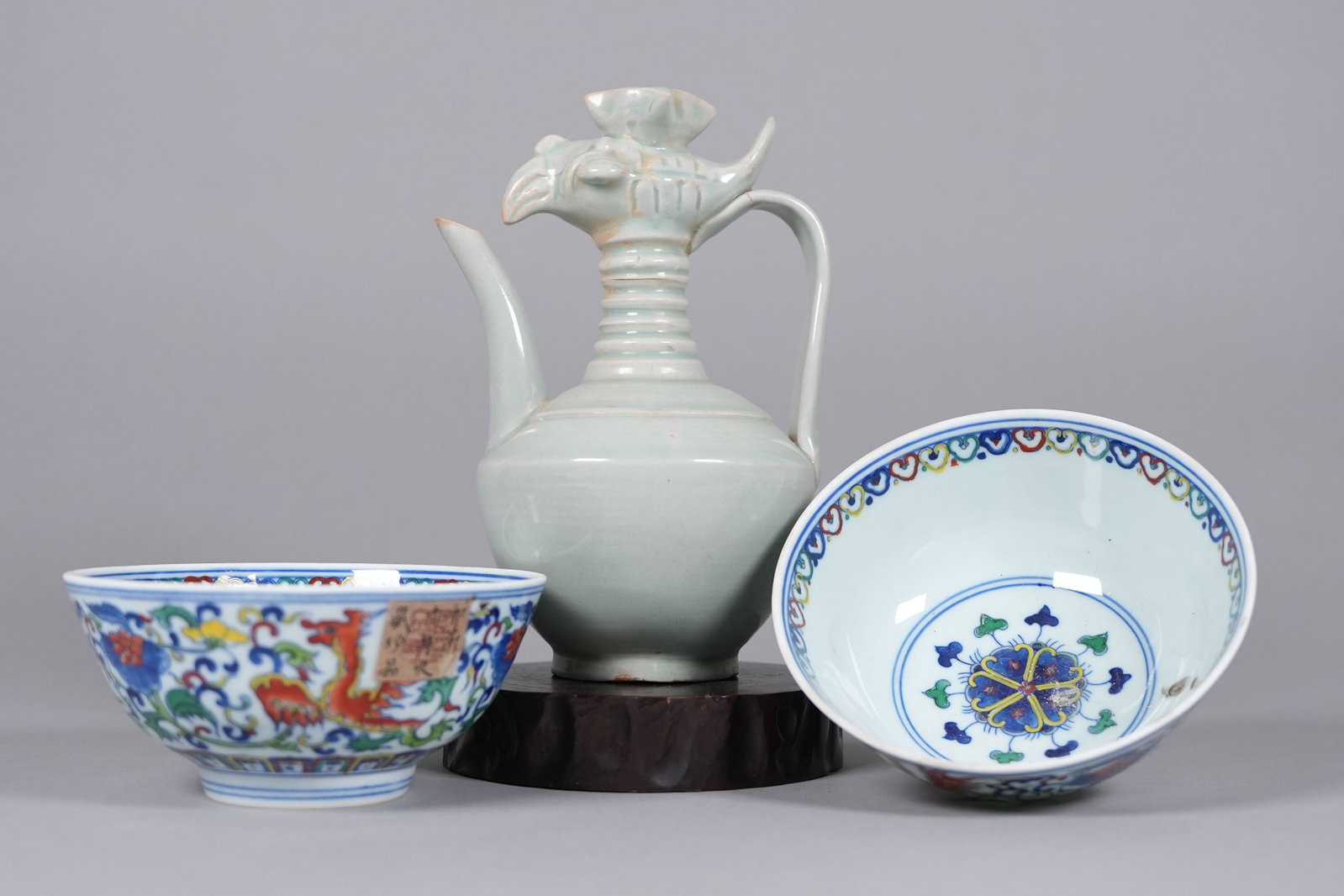 Lots Chinese fine porcelains: Lots Chinese fine porcelains, largest H: 7.7" x W: 5.2."