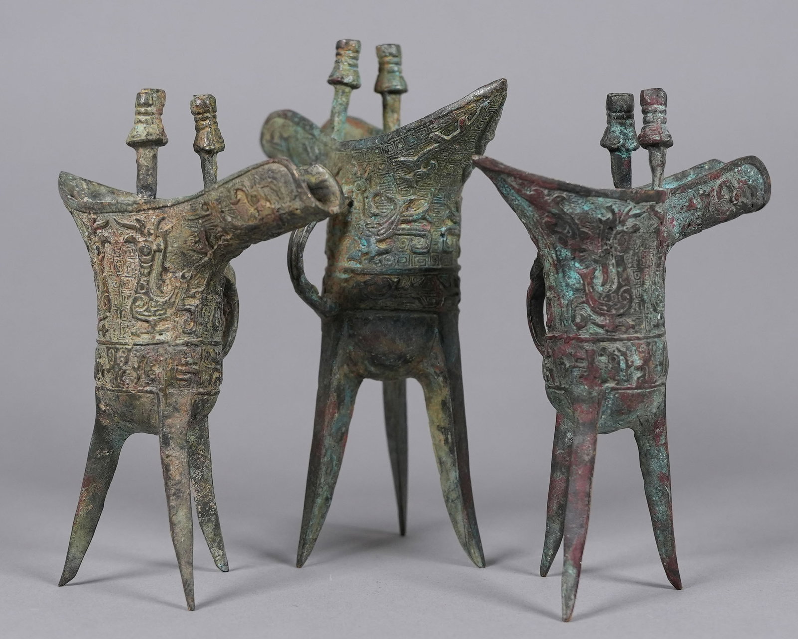 Lots Chinese bronze vessels: Lots Chinese bronze vessels, largest H: 8" x W: 6.2."