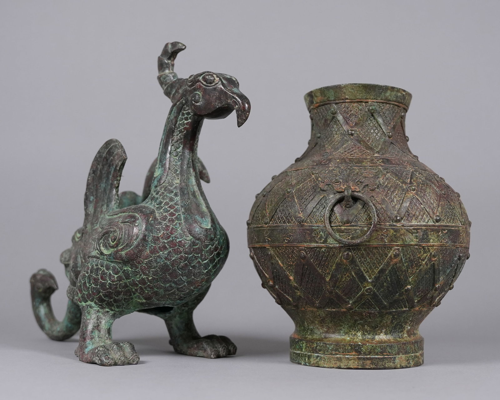 Lots Chinese bronze vessels: Lots Chinese fine bronze vessels. Largest H: 8.5" x W: 7."