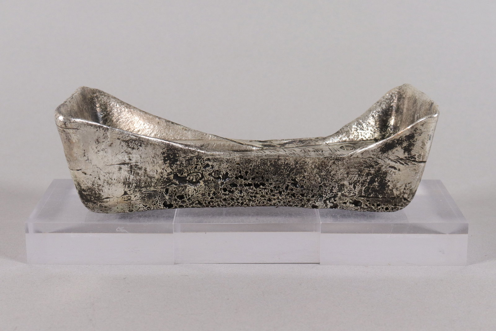 Chinese long ingot ungraded: Chinese long heavy ingot, ungraded. We do not guarantee its material, engraving, carving, age or grading. All sales are final, no return. Condition selling it as is.