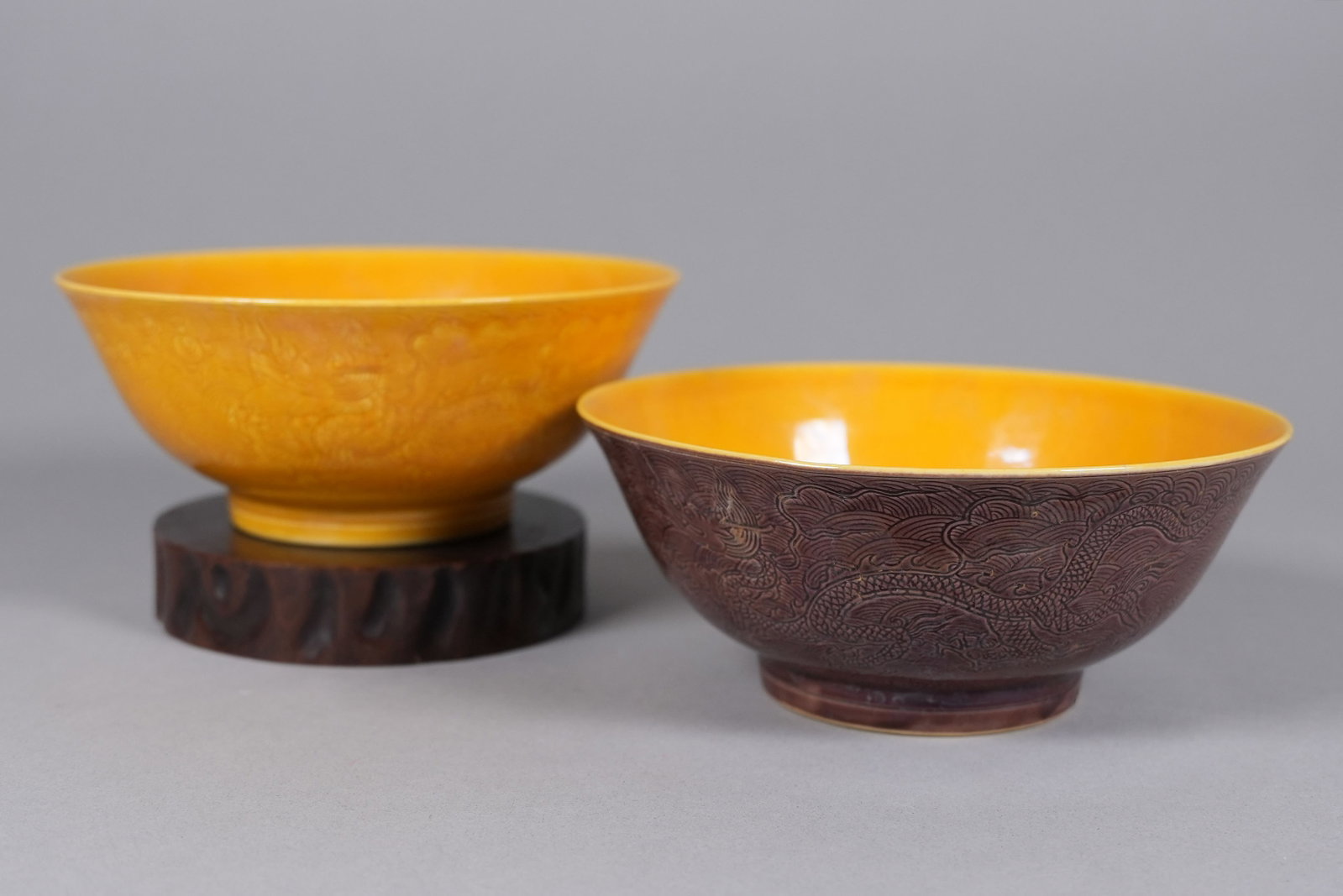 2 Chinese fine bowls: 2 Chinese fine bowls. Largest H: 3" x W: 7.4."