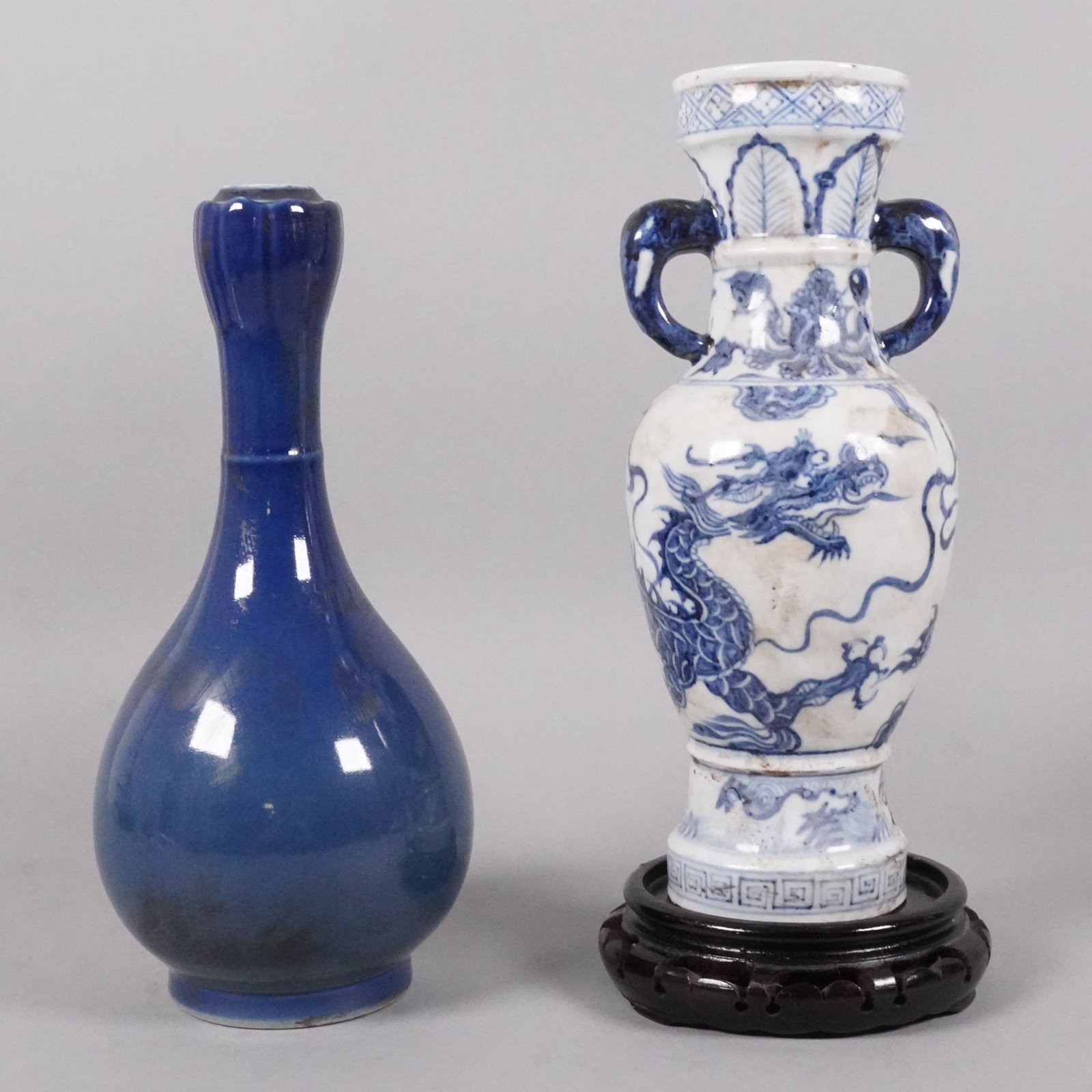 2 Chinese fine vase: 2 Chinese fine vase, largest H: 9" x W: 6.5."