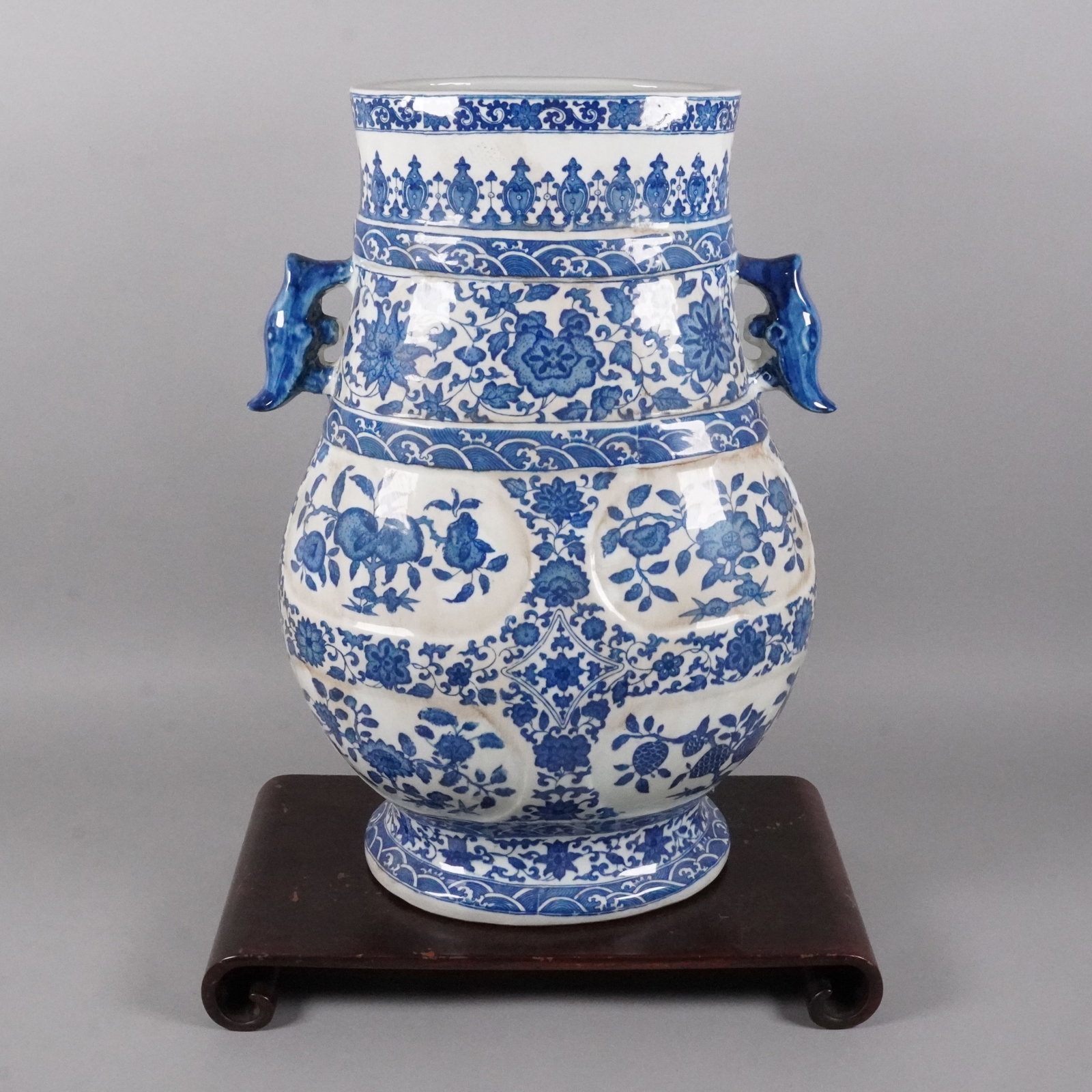 Chinese fine b/w massive flask vase (1 of 7)