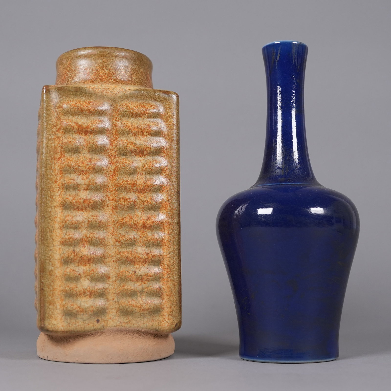 2 Chinese fine vase: 2 Chinese fine vase, largest H: 9.15" x W: 4."