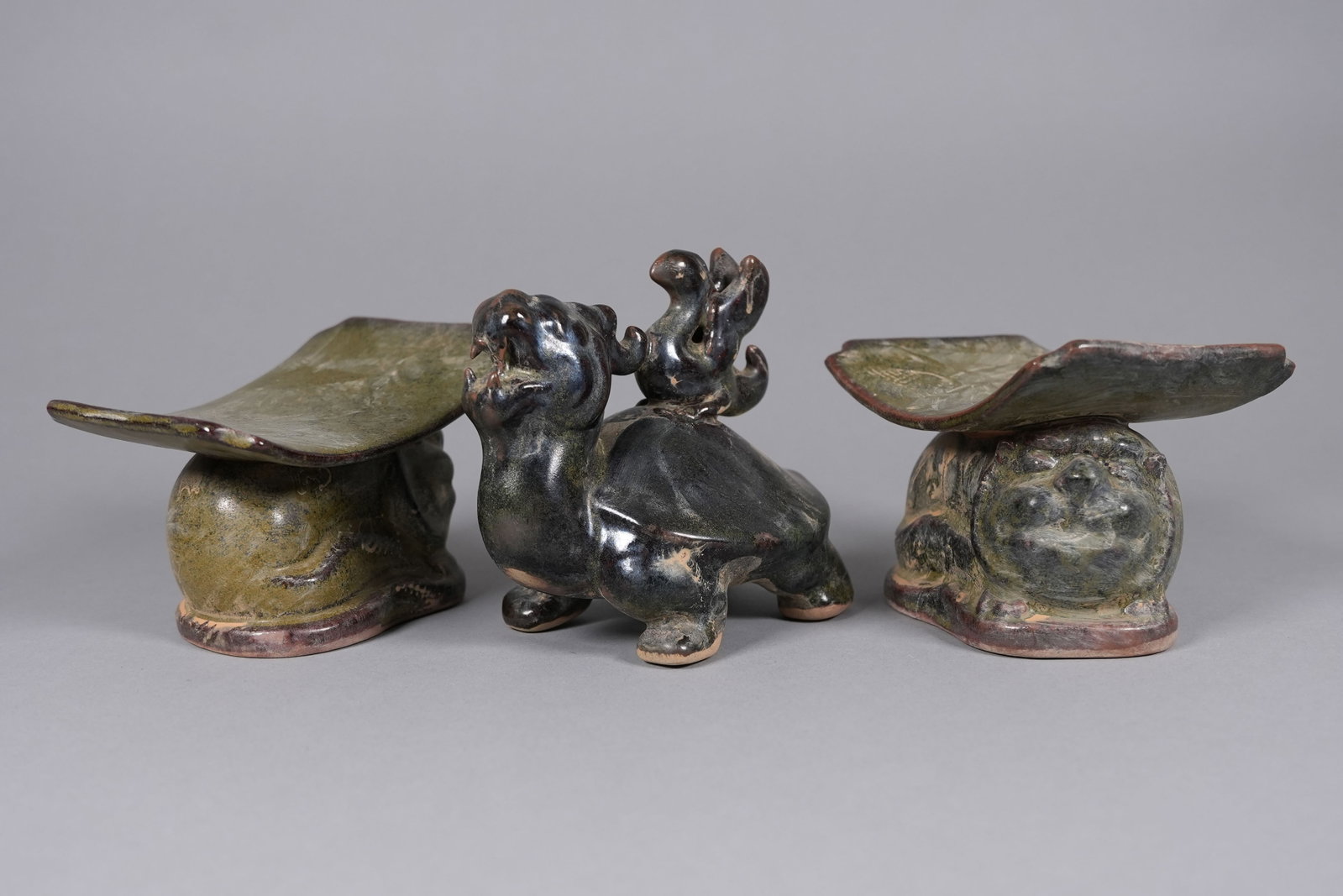 Lots Chinese ceramics: Lots Chinese fine ceramics, largest H: 3.25" x W: 6.75."
