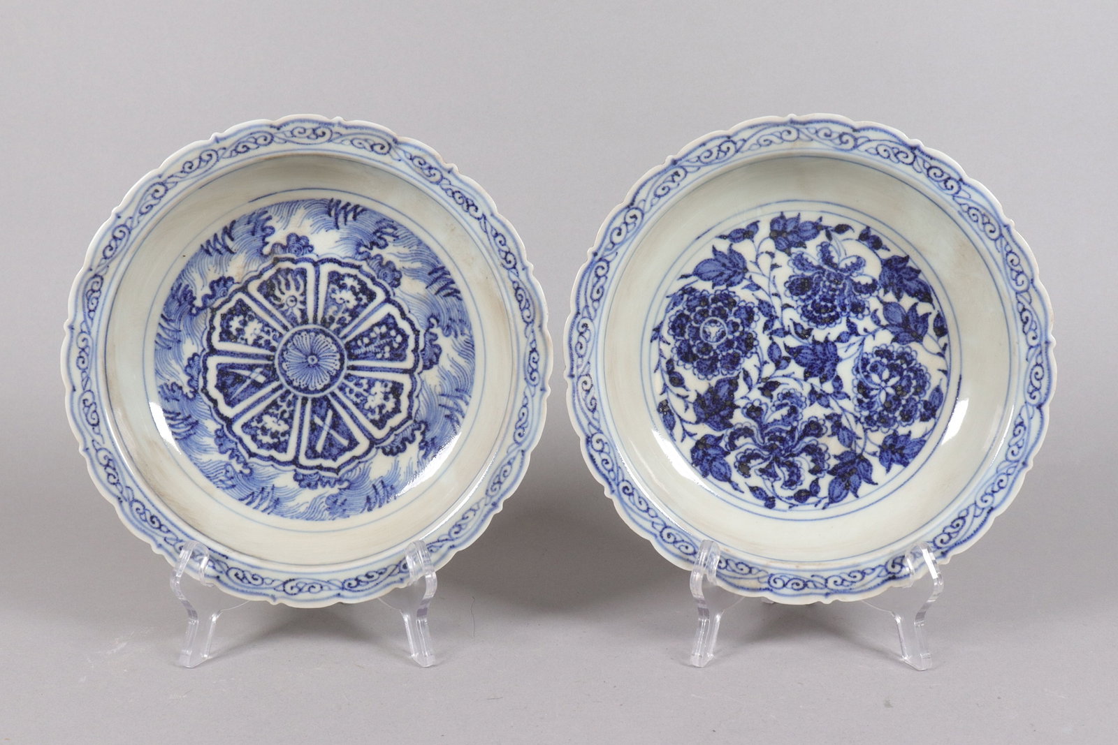 2 Chinese fine b/w plates: 2 Chinese fine blue and white plates. Largest H: 2.1" x W: 8.75."