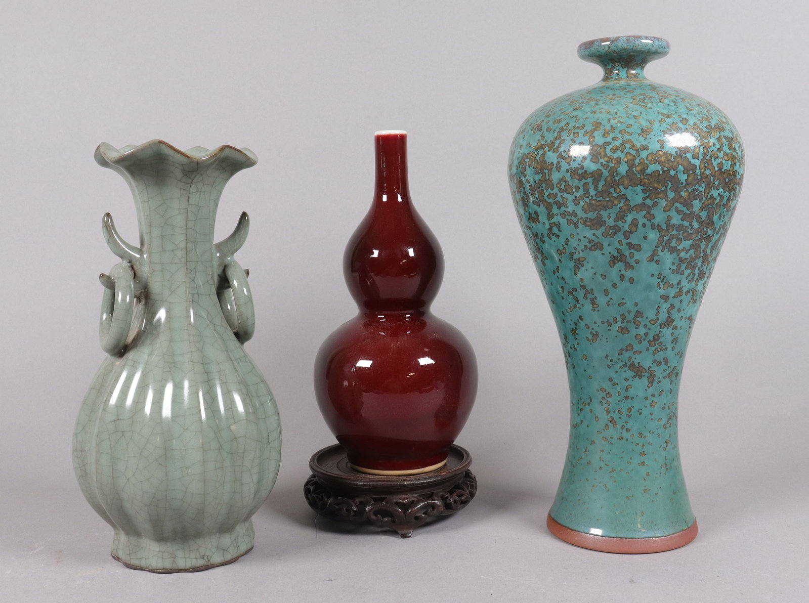 Lots Asian vase: Lots Asian vase, largest H: 12" x W: 5."