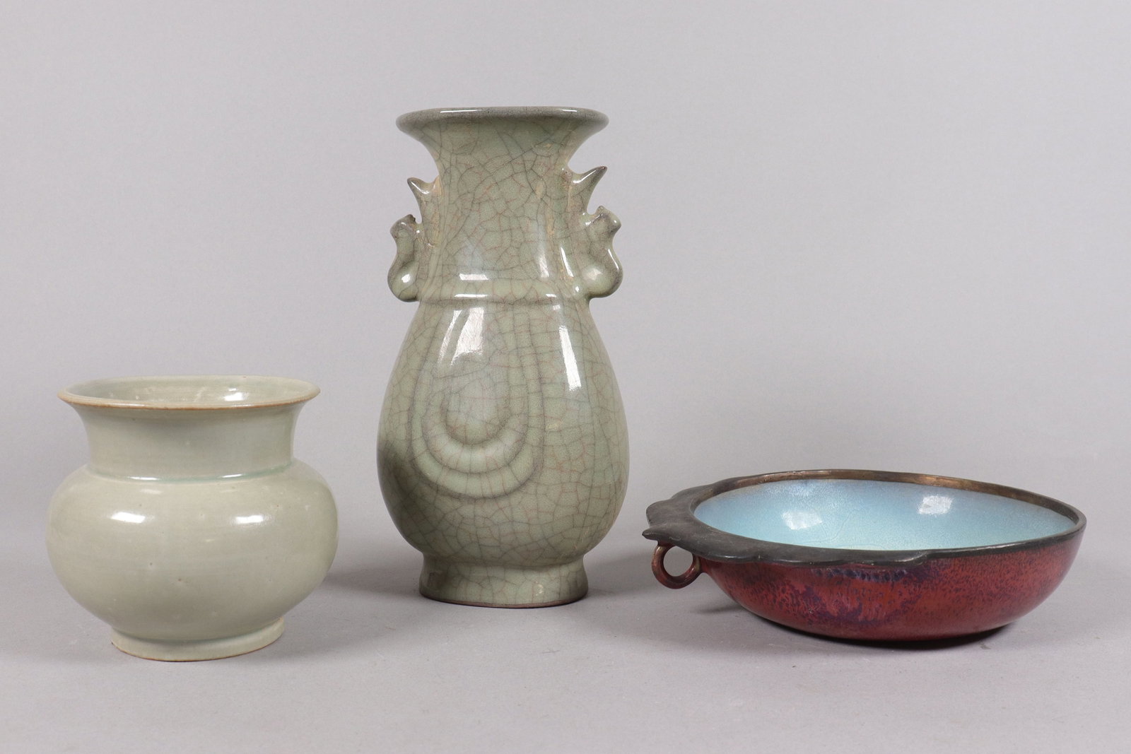 Lots Chinese fine porcelains: Lots Chinese fine porcelains, largest H: 1.75" x W: 7."