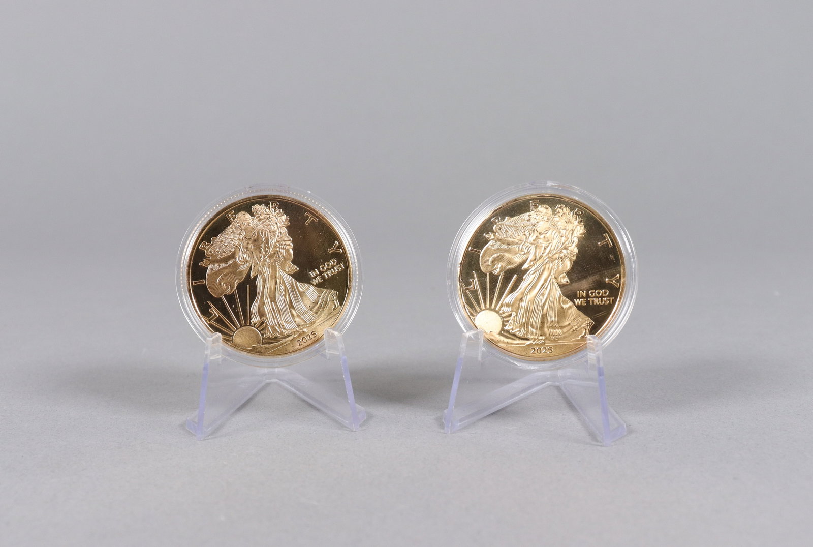 Lots estate coins ungraded: Lots estate coins, ungraded. We do not guarnatee its, material, carving, engraving, age and any writing on it. Came from an estate. All sales are final, no return.