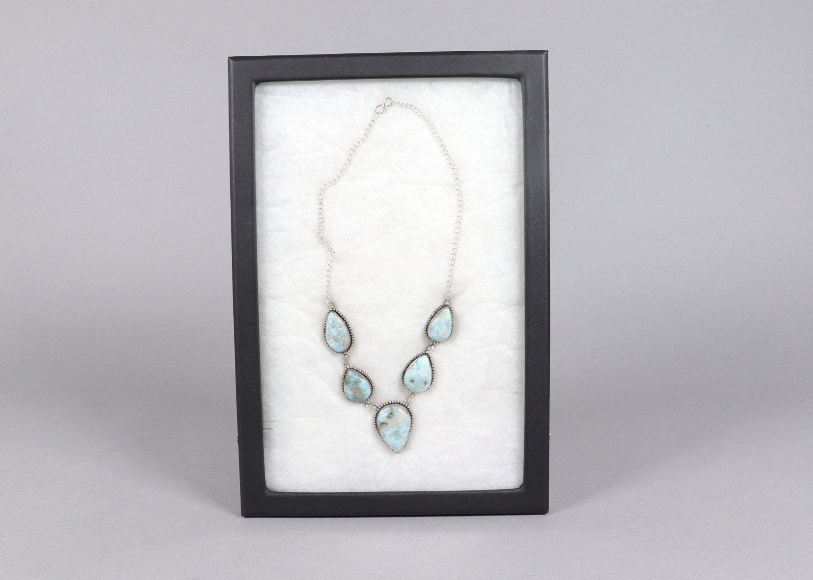 A vintage estate necklace: A vintage estate necklace.