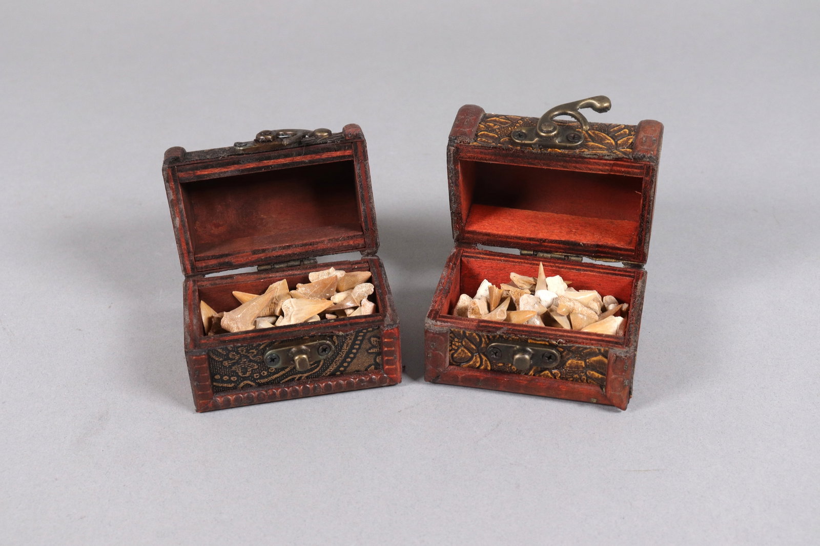 Lots fine fragments: Lots fine fragments, ungraded. All sales are final.
