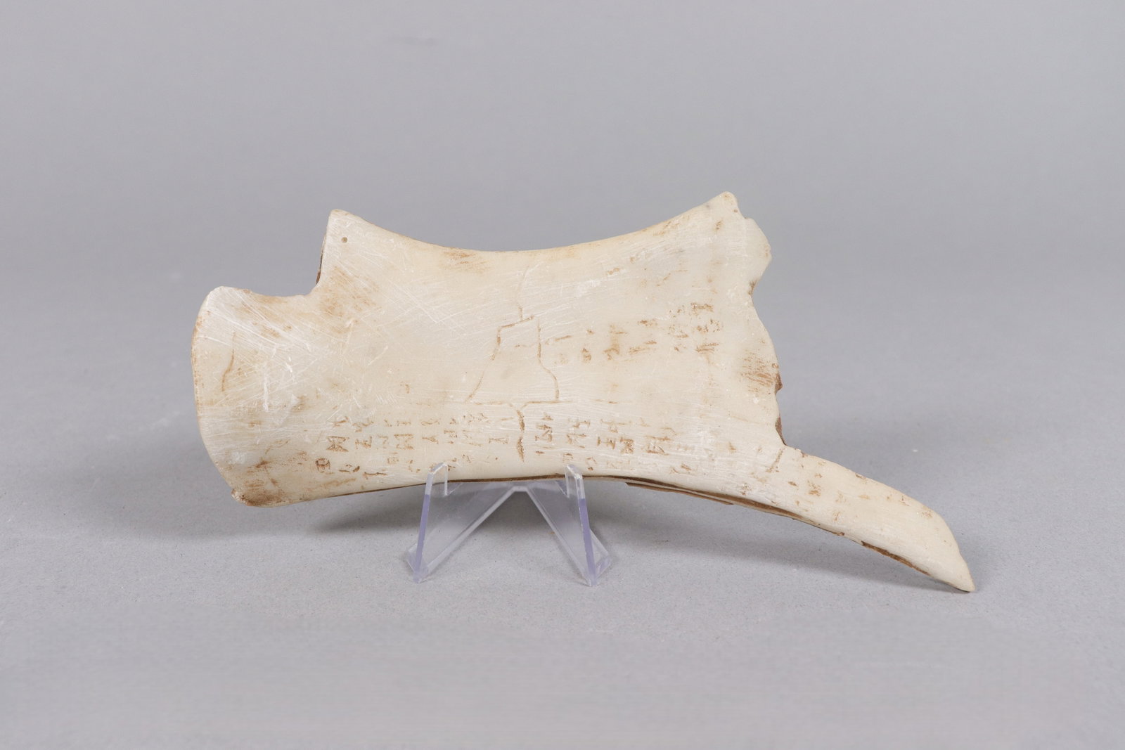 Lots fine carved items - 5
