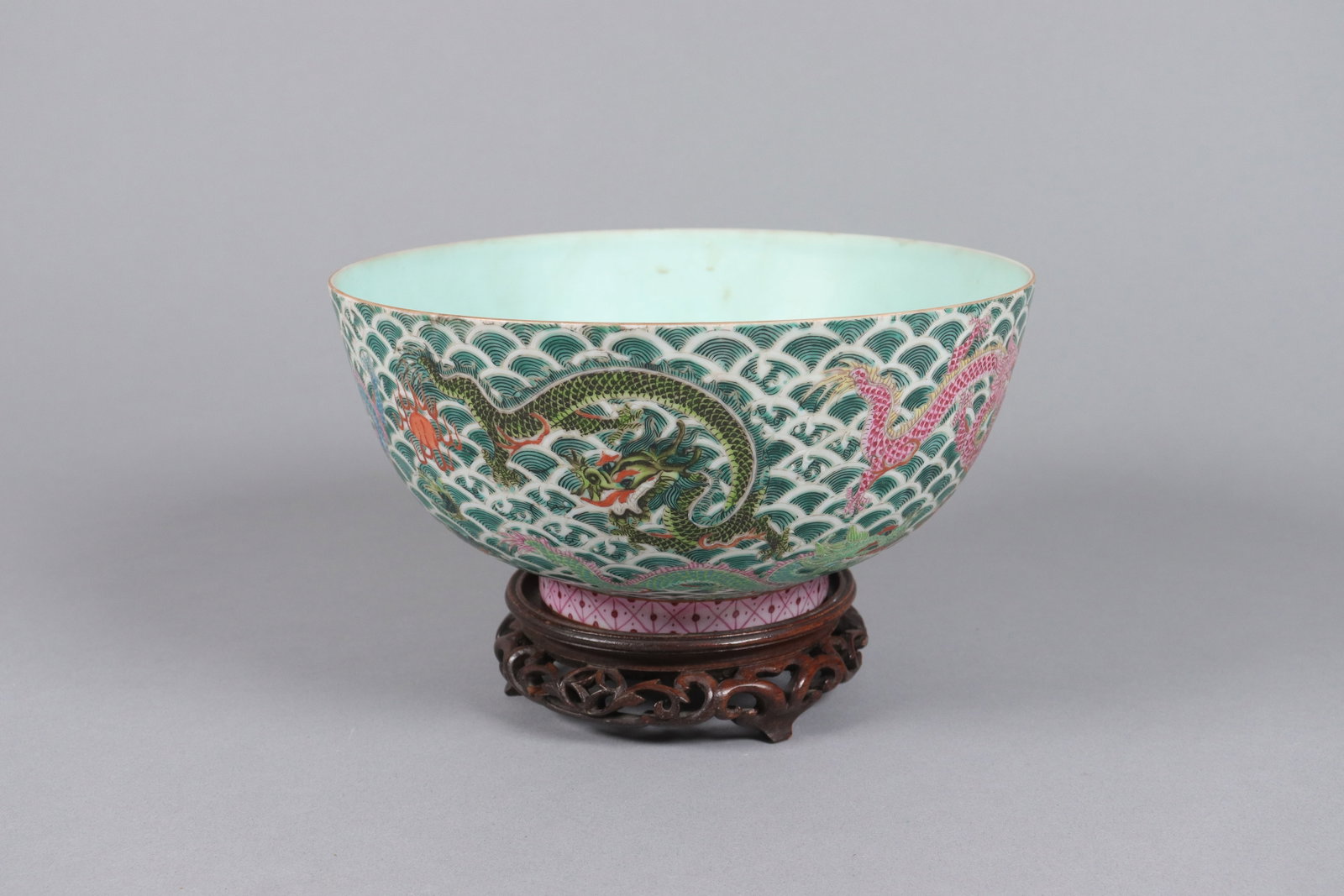 Chinese antique large dragon bowl (1 of 7)
