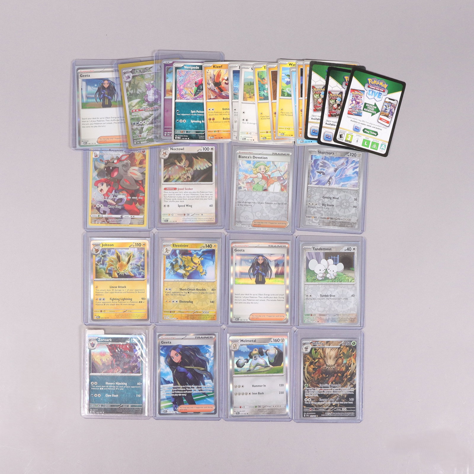 Lots Pokemon cards estate: Lots Pokemon cards, from an estate.