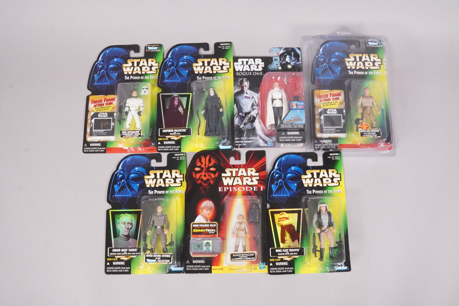 Lots Star Wars action figure in box (1 of 5)