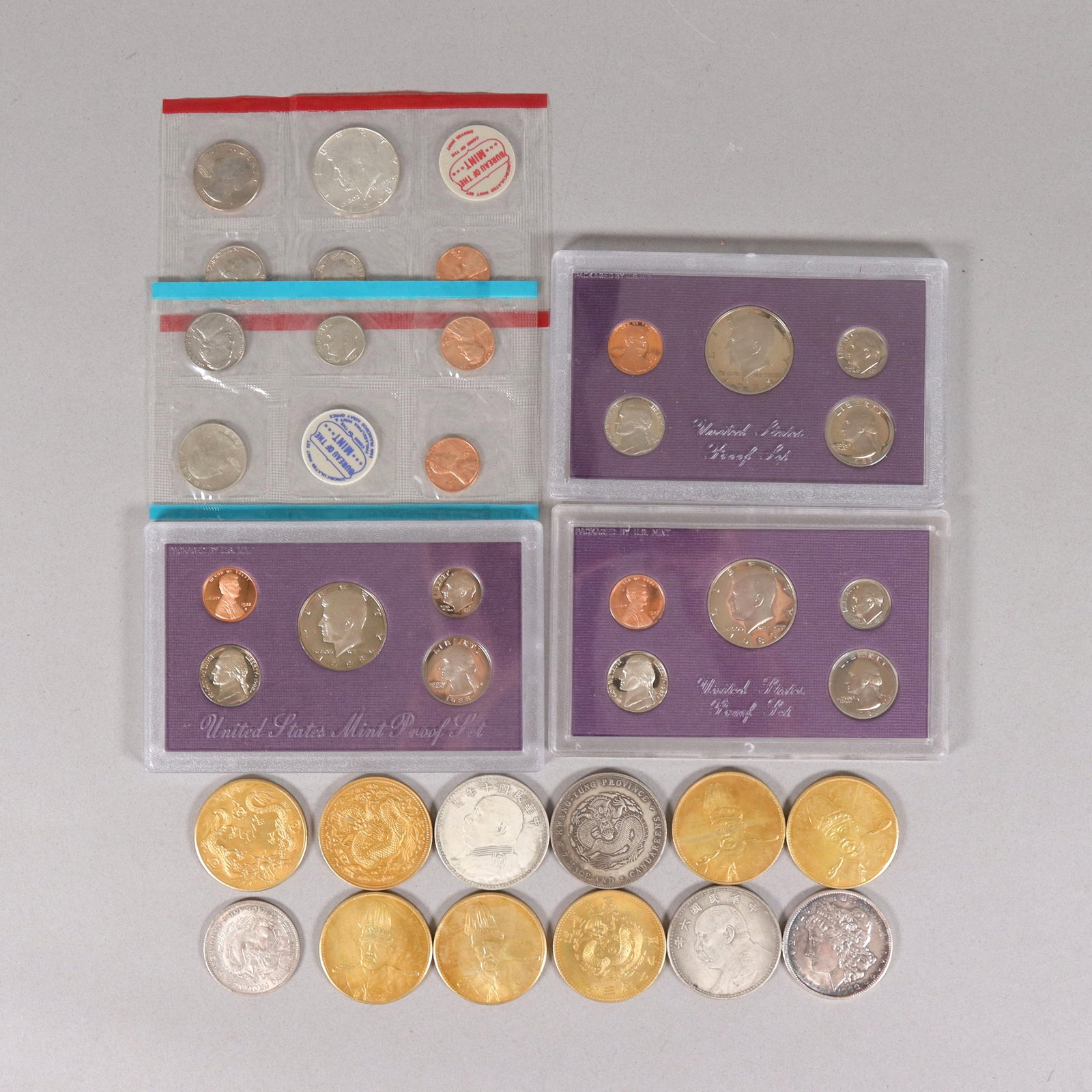 Lots estate coins ungraded: Lots estate coins, ungraded. We do not guarnatee its, material, carving, engraving, age and any writing on it. Came from an estate. All sales are final, no return.