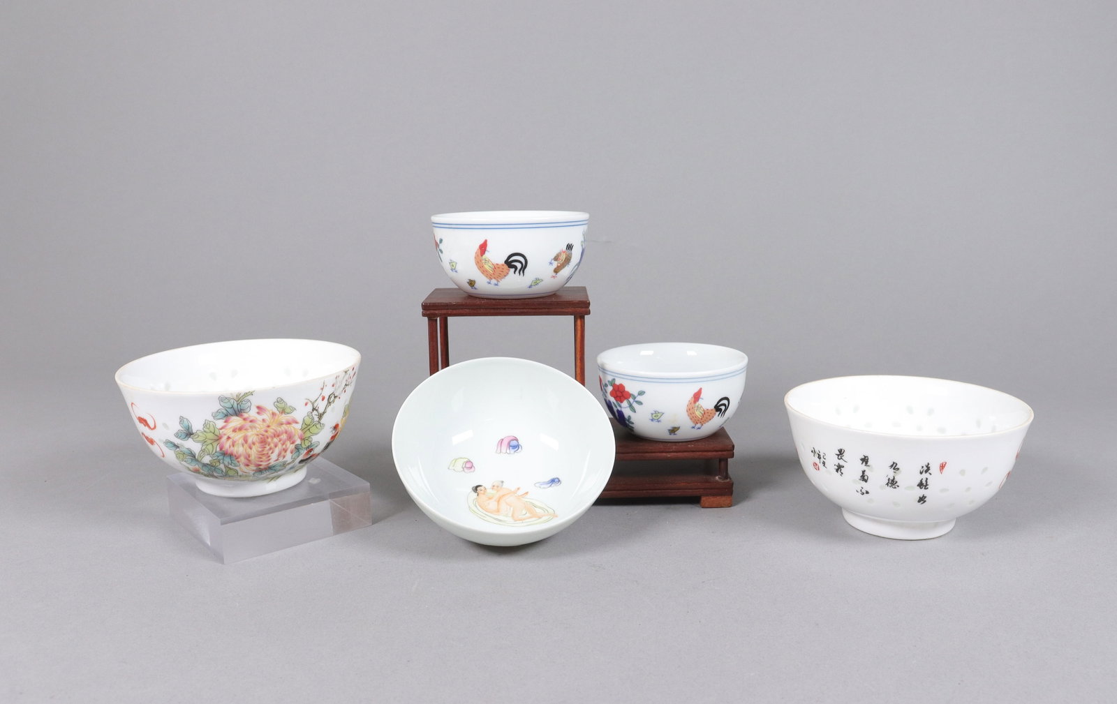 Lots Chinese porcelain bowls: Lots Chinese porcelain bowls.