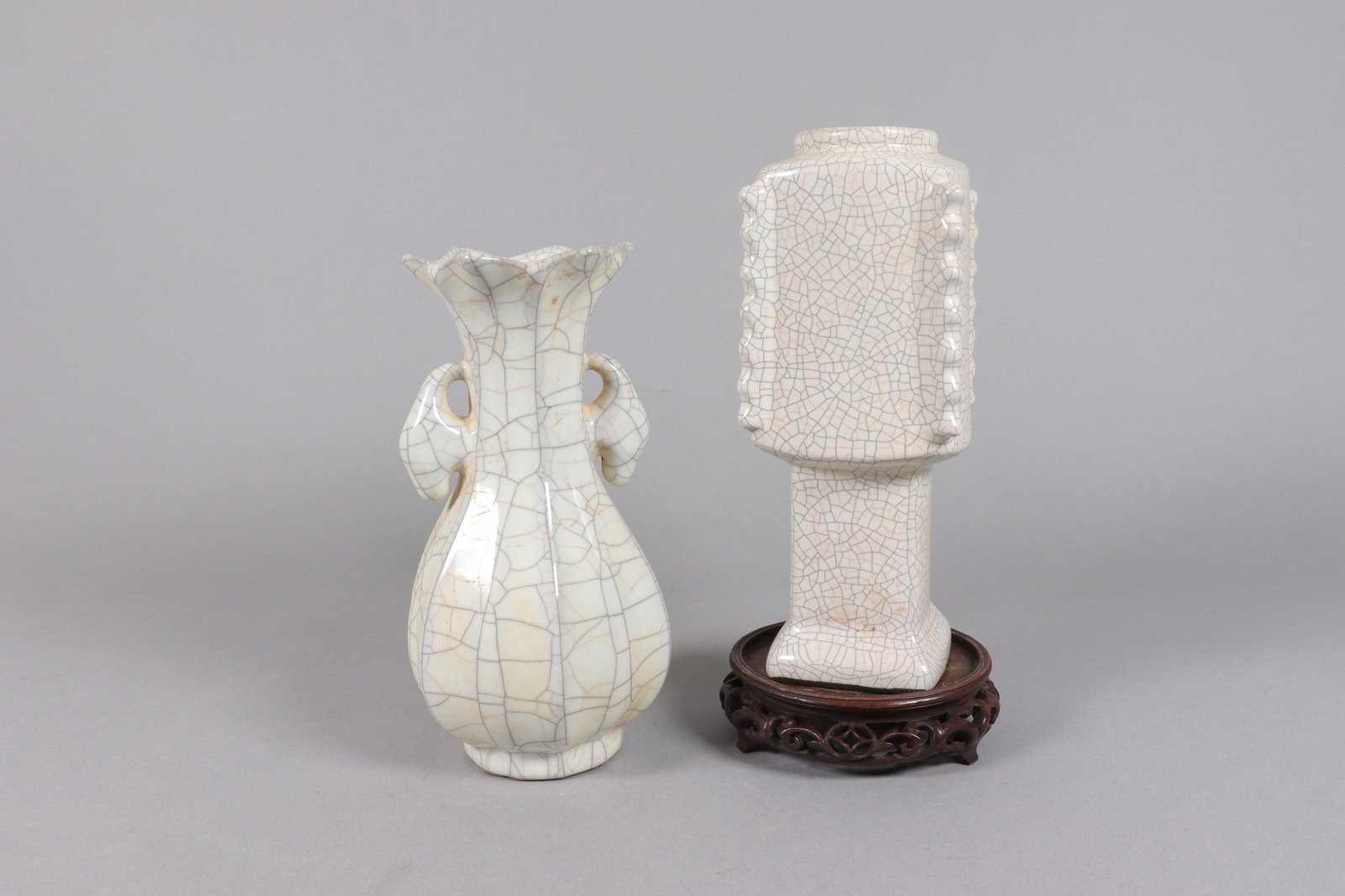 2 Chinese crackled vase (1 of 7)