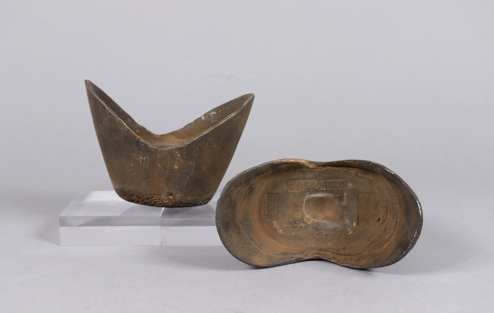2 Chinese ingots ungraded: 2 Chinese fine ingots ungraded. We do not guarantee its material, grading, carvings and age. All sales are final, no return.