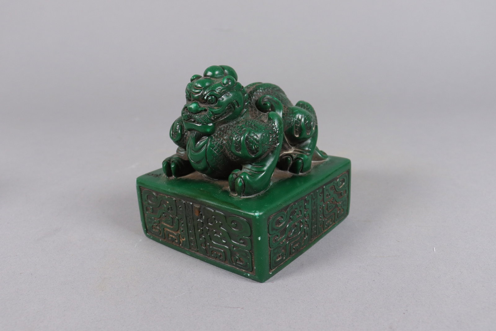 2 Chinese large seals - 3