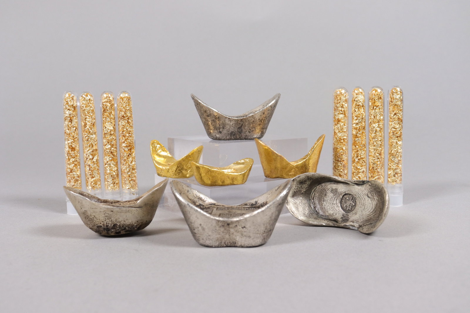 Lots Chinese ingots ungraded: Lots Chinese ingots ungraded. All sales are final, no return. We do not guarnatee its material, condition, age.
