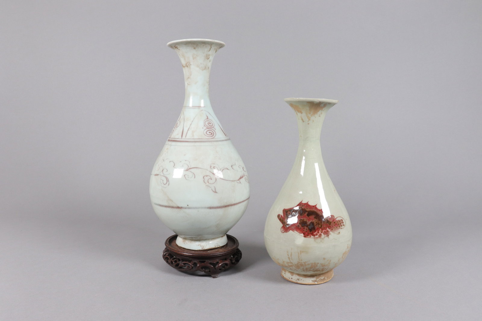 2 Chinese fine vase: 2 Chinese fine vase, largest H: 12" x W: 6."
