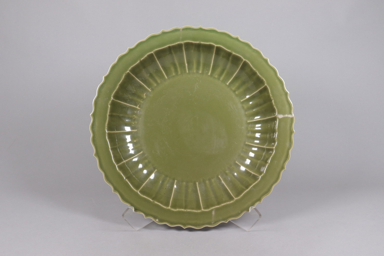 Chinese fine foliated charger plate (1 of 6)