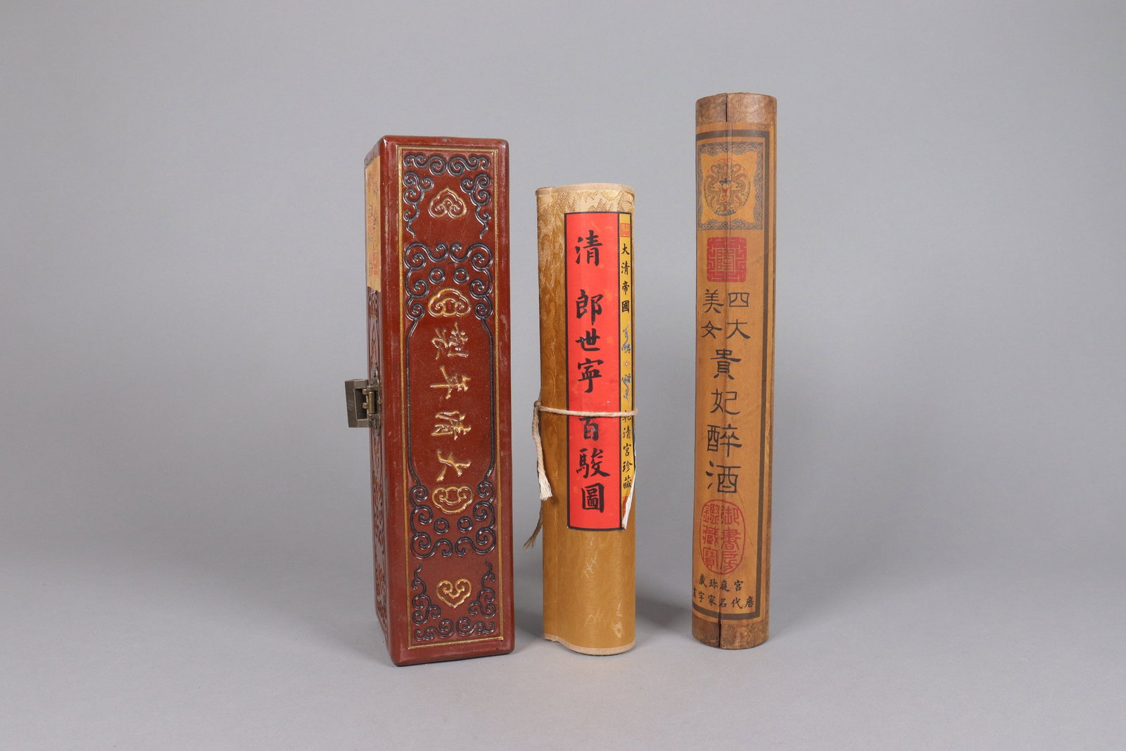 Lots Chinese fine art scrolls (1 of 7)