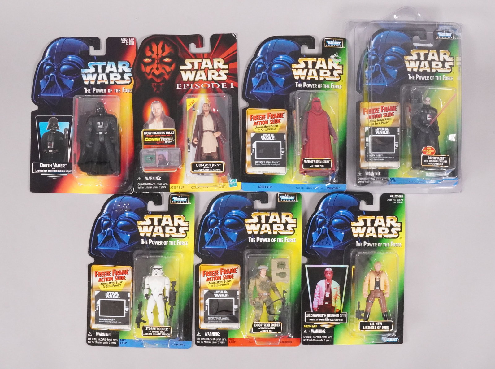 Lots Star Wars figure in box: Lots Star Wars figure in original box.