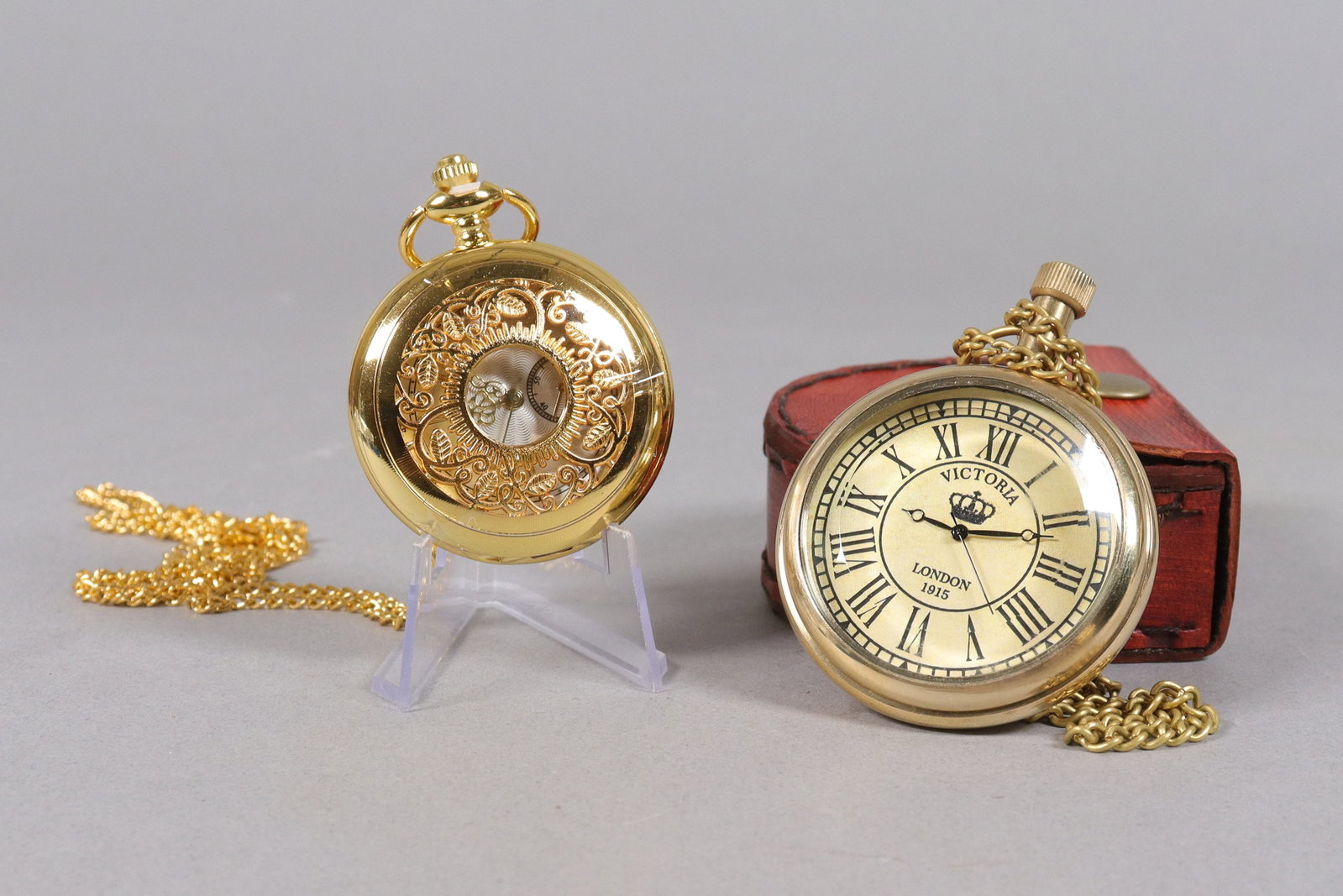Lots estate items ungraded: Lots estate items, ungraded. We do not guarantee its material or age. All sales are final, no return.