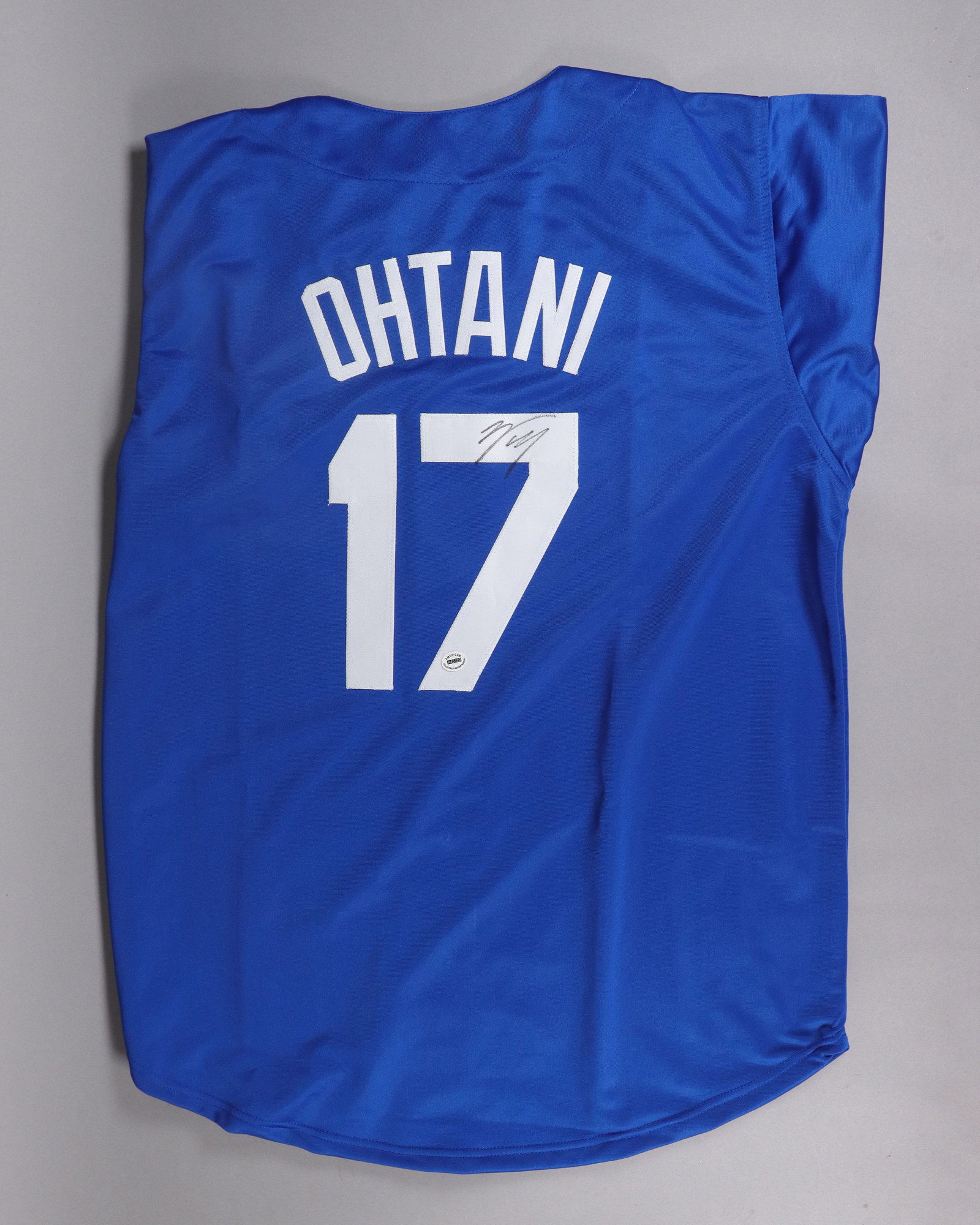 Shohei Ohtani signed jersey ungraded: A Shohei Ohtani signed jersey. Ungraded. All sales are final, no return.