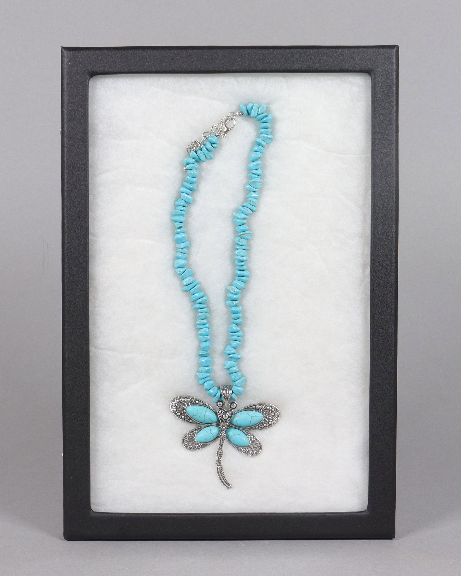 Estate fine vintage necklace: Estate fine vintage necklace.
