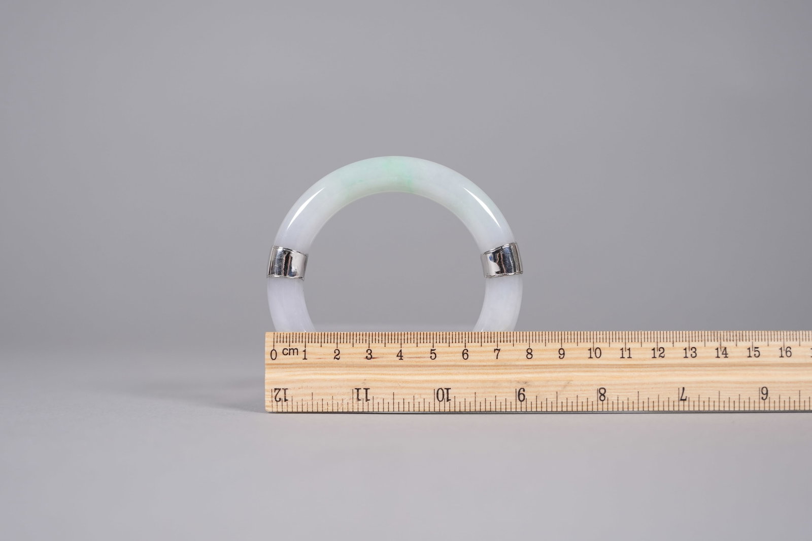 GIA certified natural bangle - 2