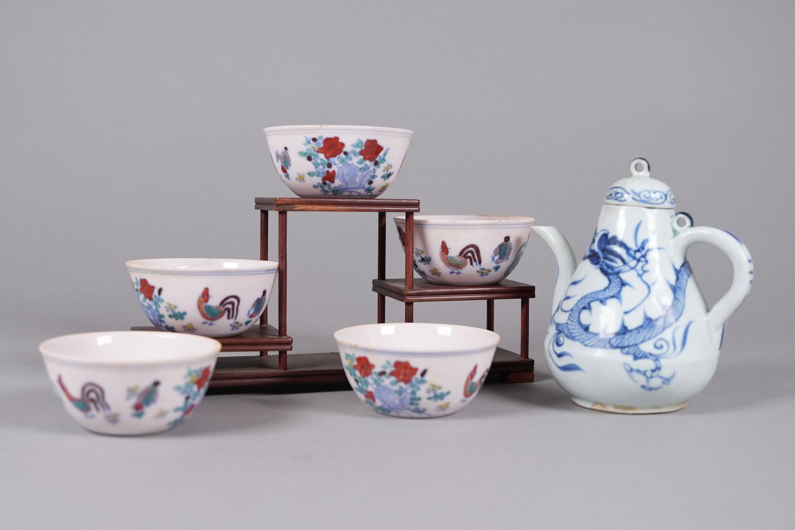 Lots Chinese fine porcelains (1 of 7)