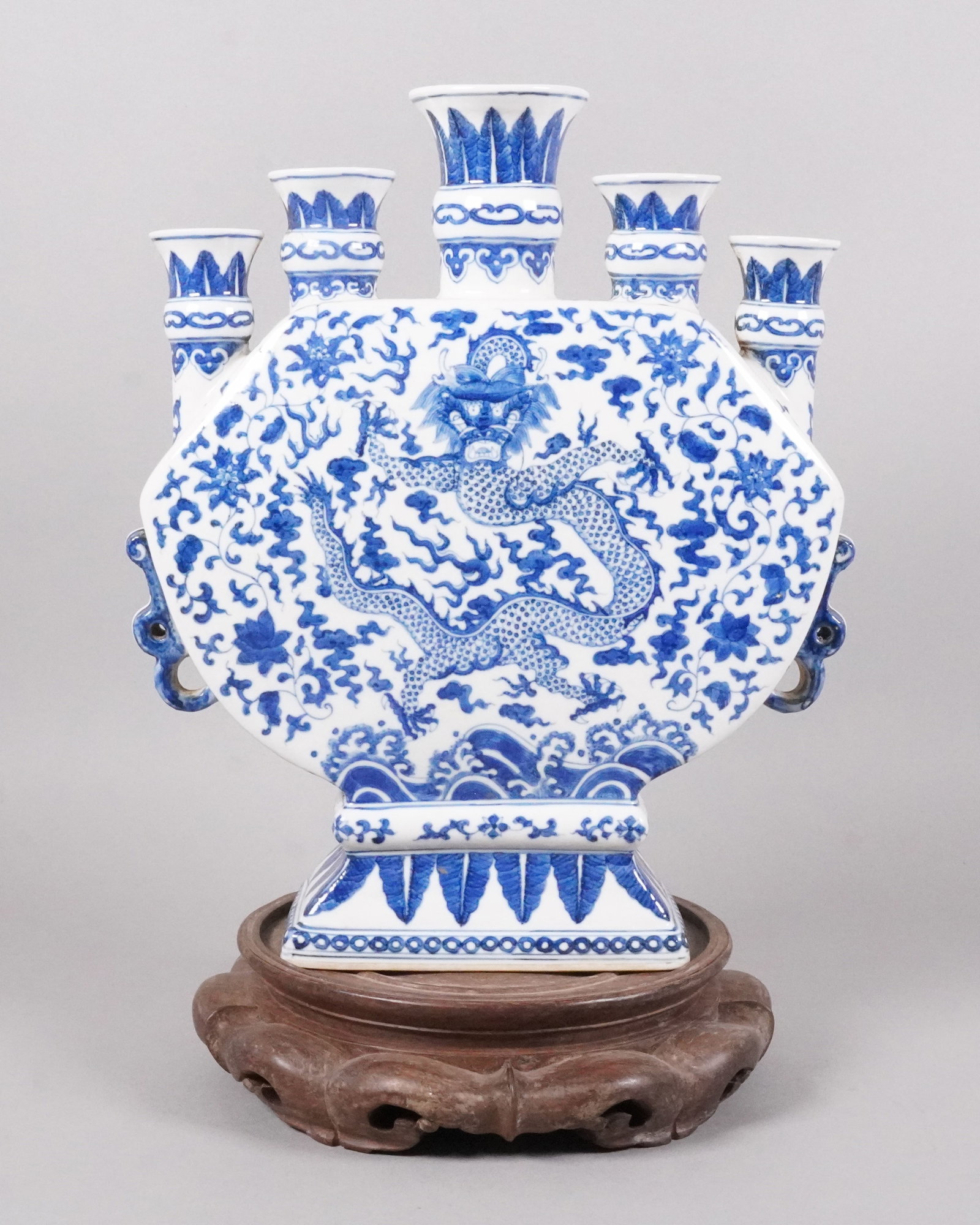 Chinese antique tube dragon vase: Chinese antique tube dragon vase. H: 12" x W: 9.5."