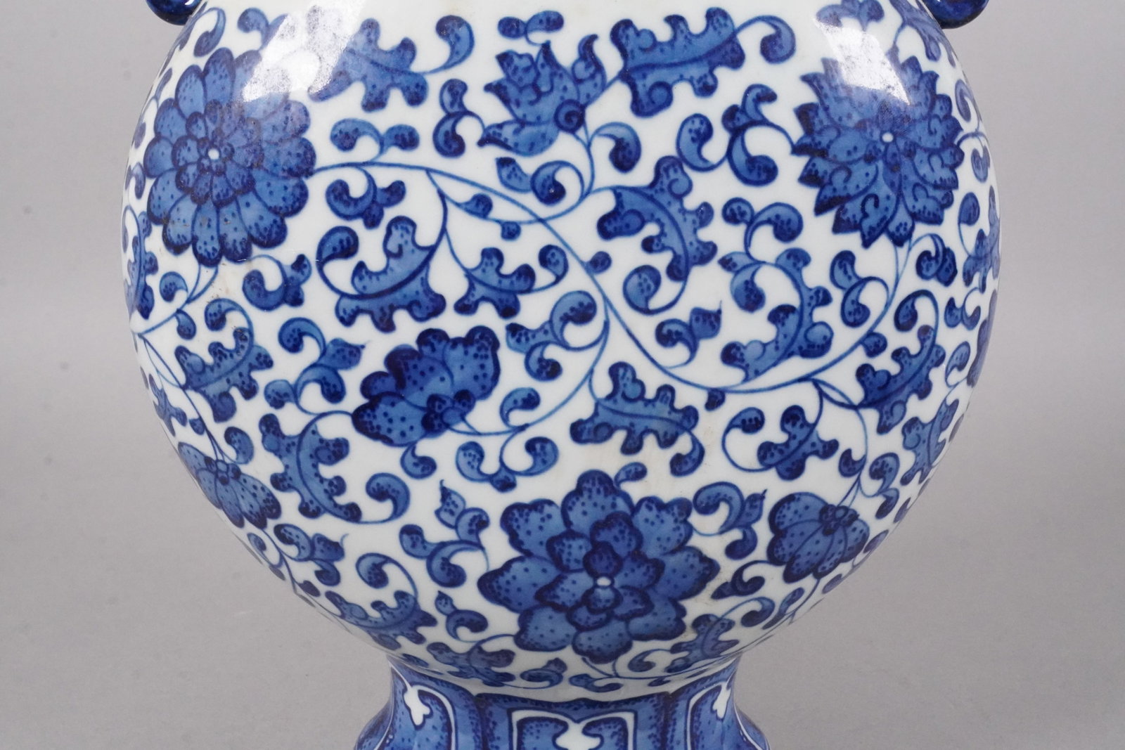Chinese fine flask vase - 6