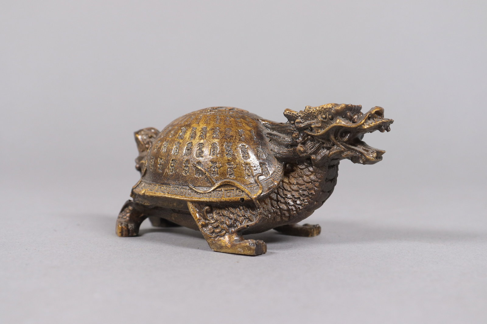 Lots Chinese metallic items - 6