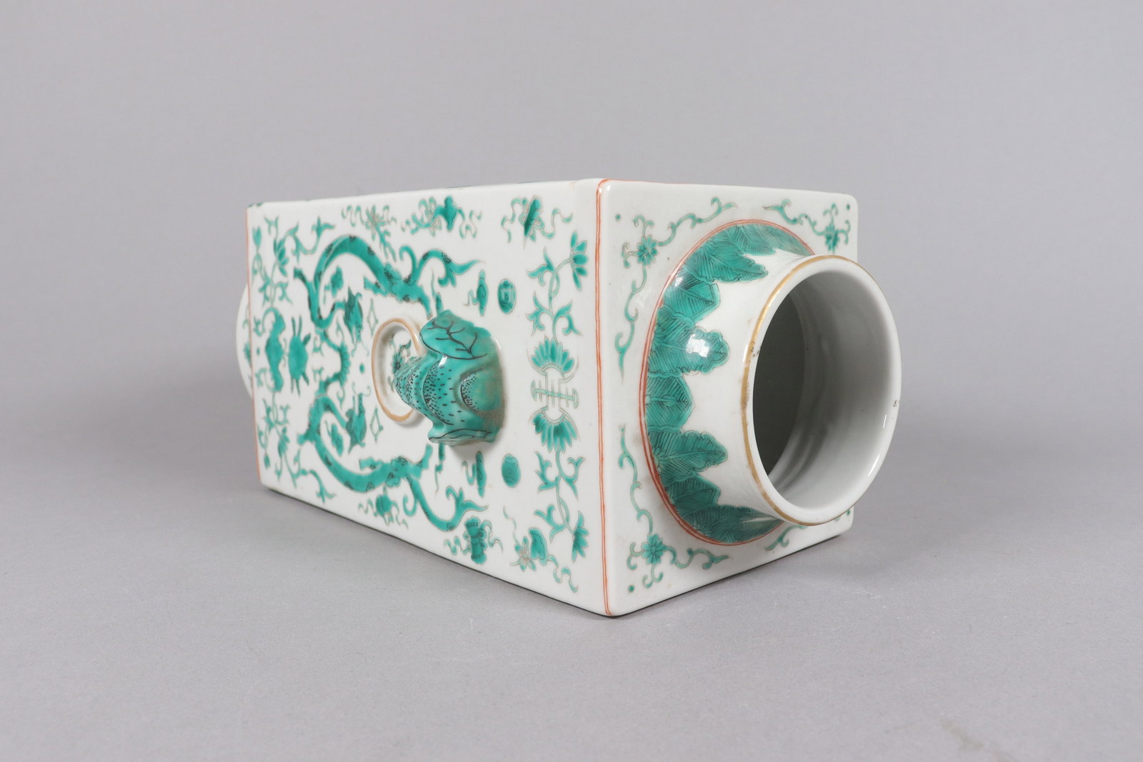 Chinese square dragon vase - 4