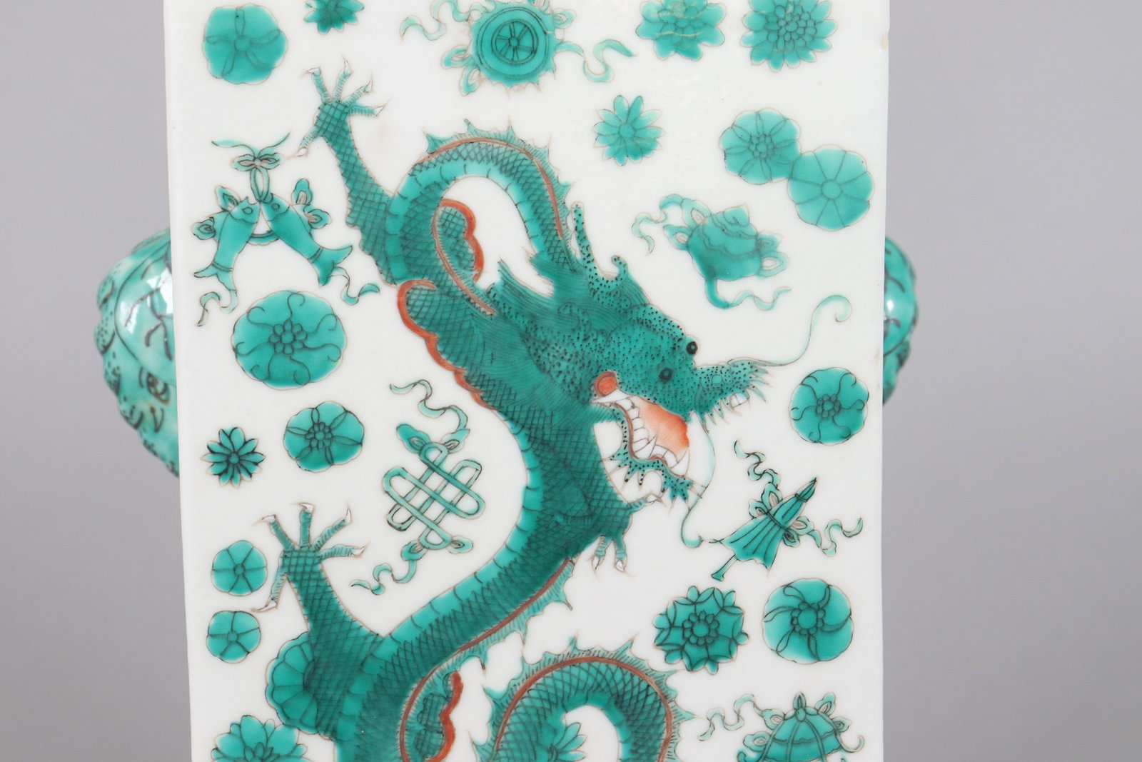 Chinese square dragon vase - 6