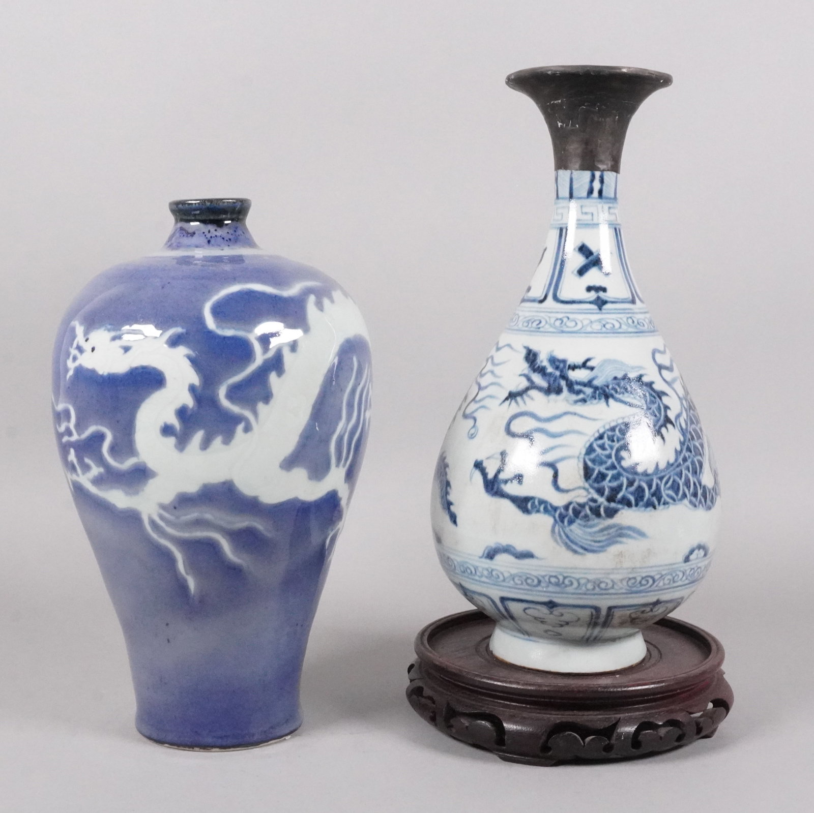 2 Chinese fine vase: 2 Chinese fine vase, largest H: 10" x W: 5.75."